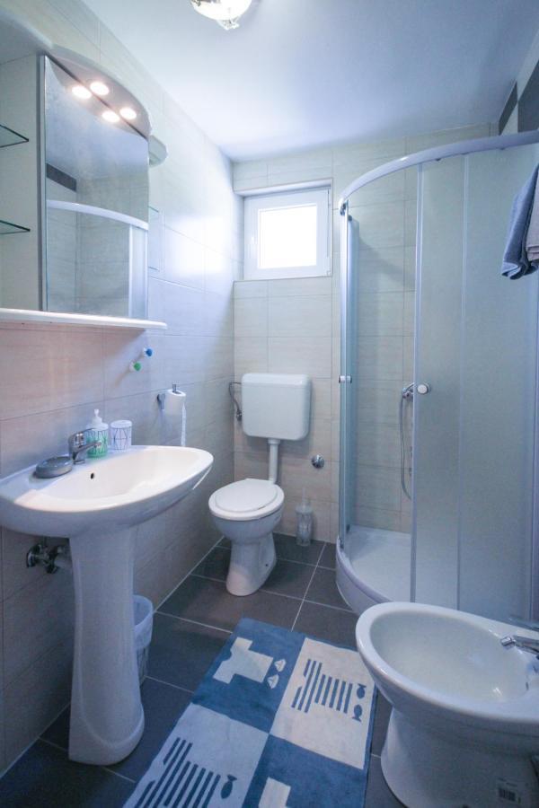 La Traviata With Parking Apartment *